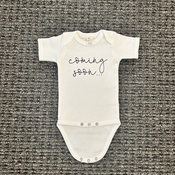 Bump and Beyond Designs Surprise Pregnancy Announcement | Baby Onesies 0-3 Month - Picture 2 of 7